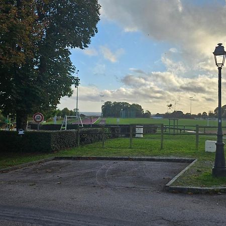 Studio De L'Hippodrome Mortagne-au-Perche Bagian luar foto